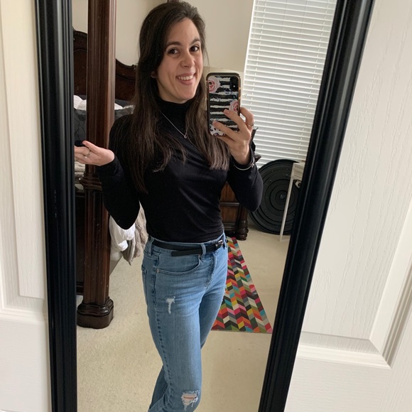 Like to bookmark my closet! - Picture 3 of 7